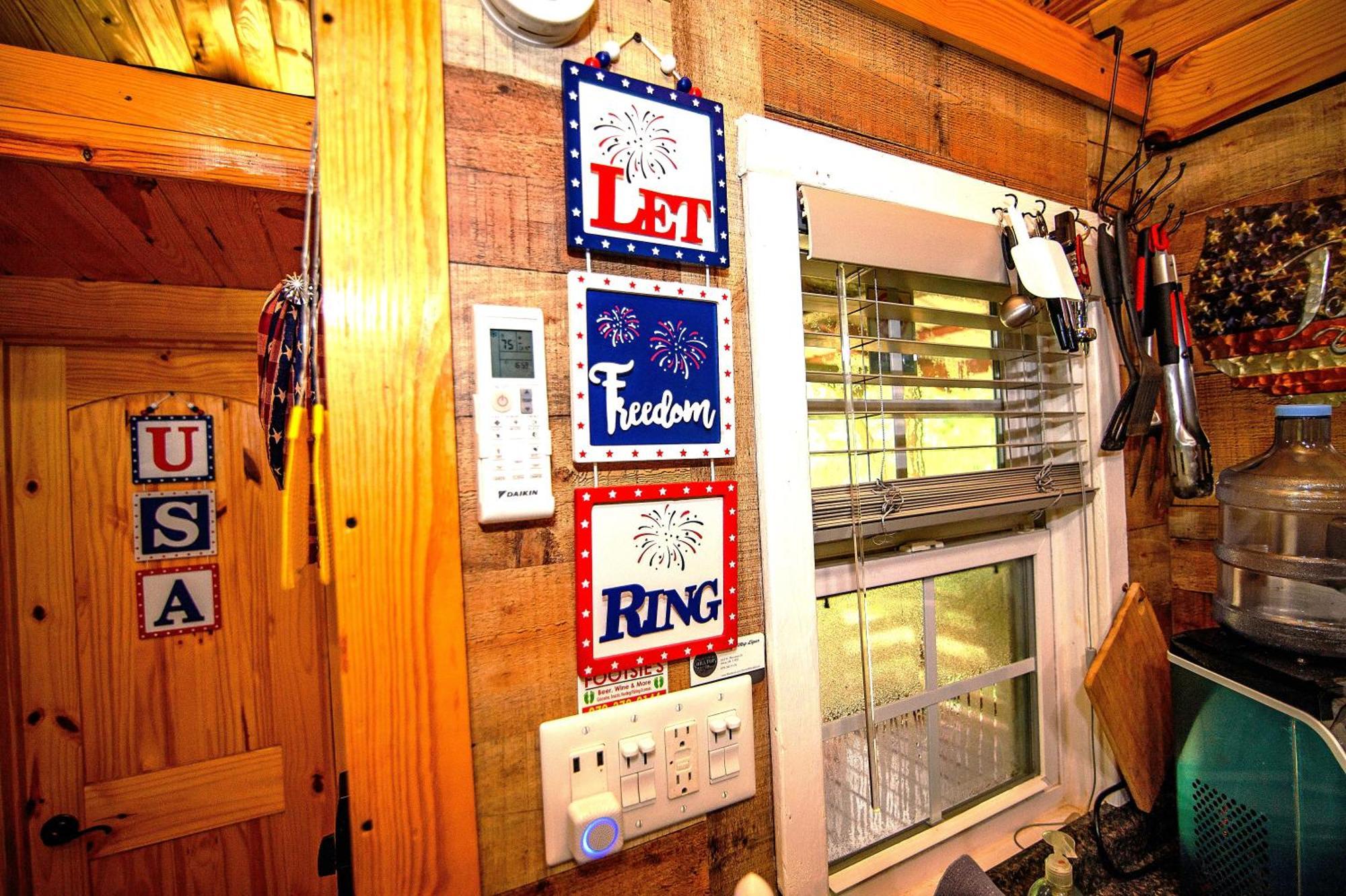 The Americana - Parker Creek Bend Cabins Murfreesboro Extérieur photo